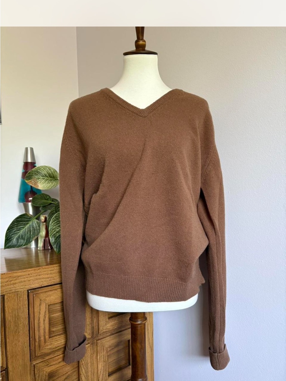 Lord & Taylor Men's V-Neck Brown Wool Pullover Sweater
